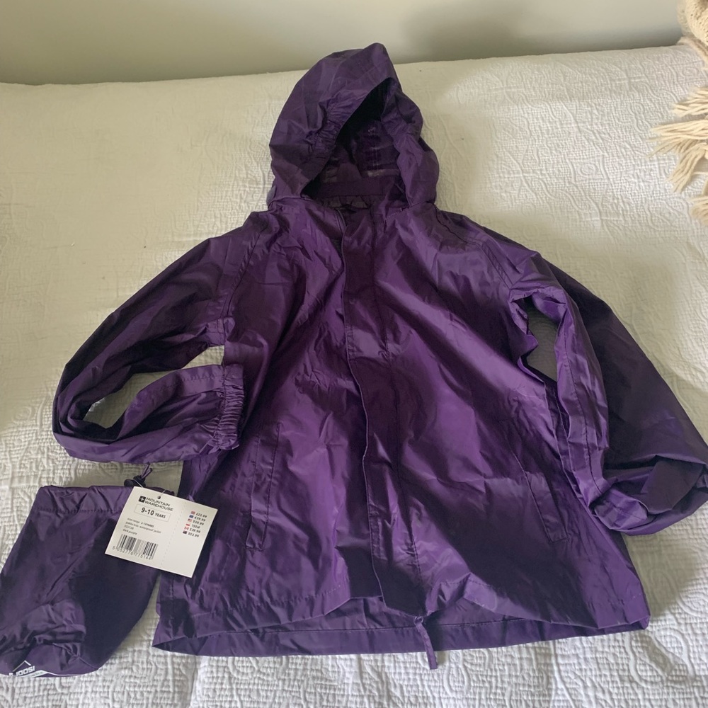 Mountain warehouse pakka kids waterproof jacket dark purple.